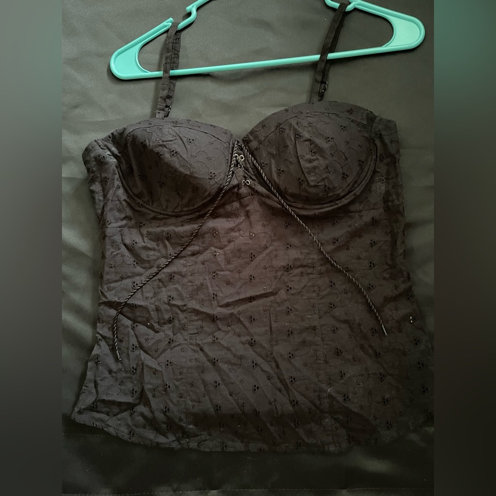 Black bra like crop tank top. Energie brand- size Large